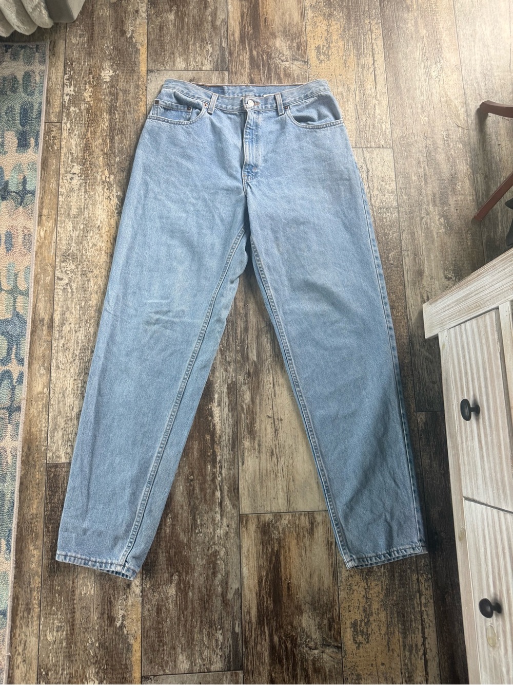 Vintage Levi’s 560 jeans loose fit, tapered leg 34 x 34